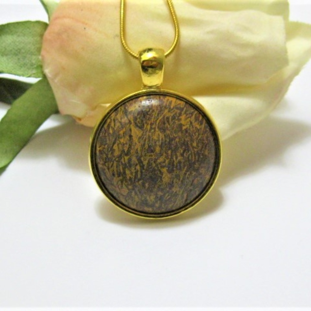 Fossil jasper pendant necklace